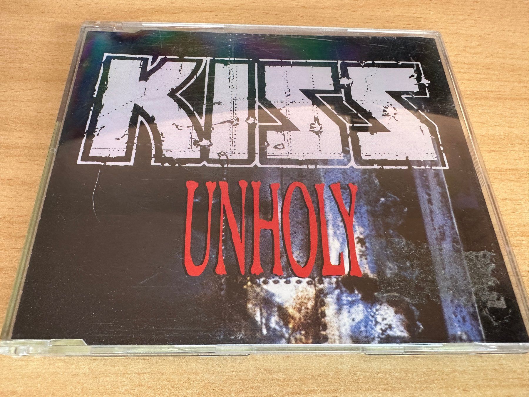 CDs: Kiss – Unholy - Maxi  Single CD – Gebraucht aus Rikon im Tösstal von Alpenmutz