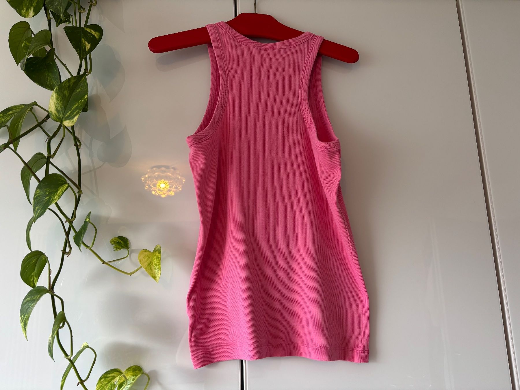 Arket Tops: ARKET pinkes Tanktop Gr. M – Gebraucht aus Zürich von missmodernage 2