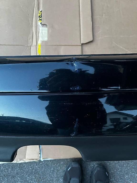 Audi Tutti pezzi di ricambio auto: Audi 80 Cabrio Heckstossstange – Usato da Goldingen venduto da jokoracer 1