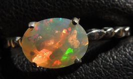 Farbintensiver äthiopischer Opal Silber 925 Fingerring