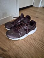 Nike Huarache Running Shoes - Maroon/White - Size 37