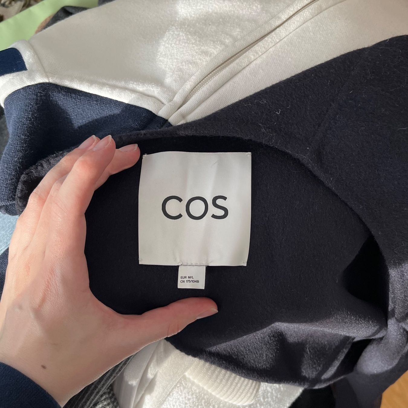 Cos Pullover & Sweatshirts: Cos Pullover – Gebraucht aus Zug von Grc999 2