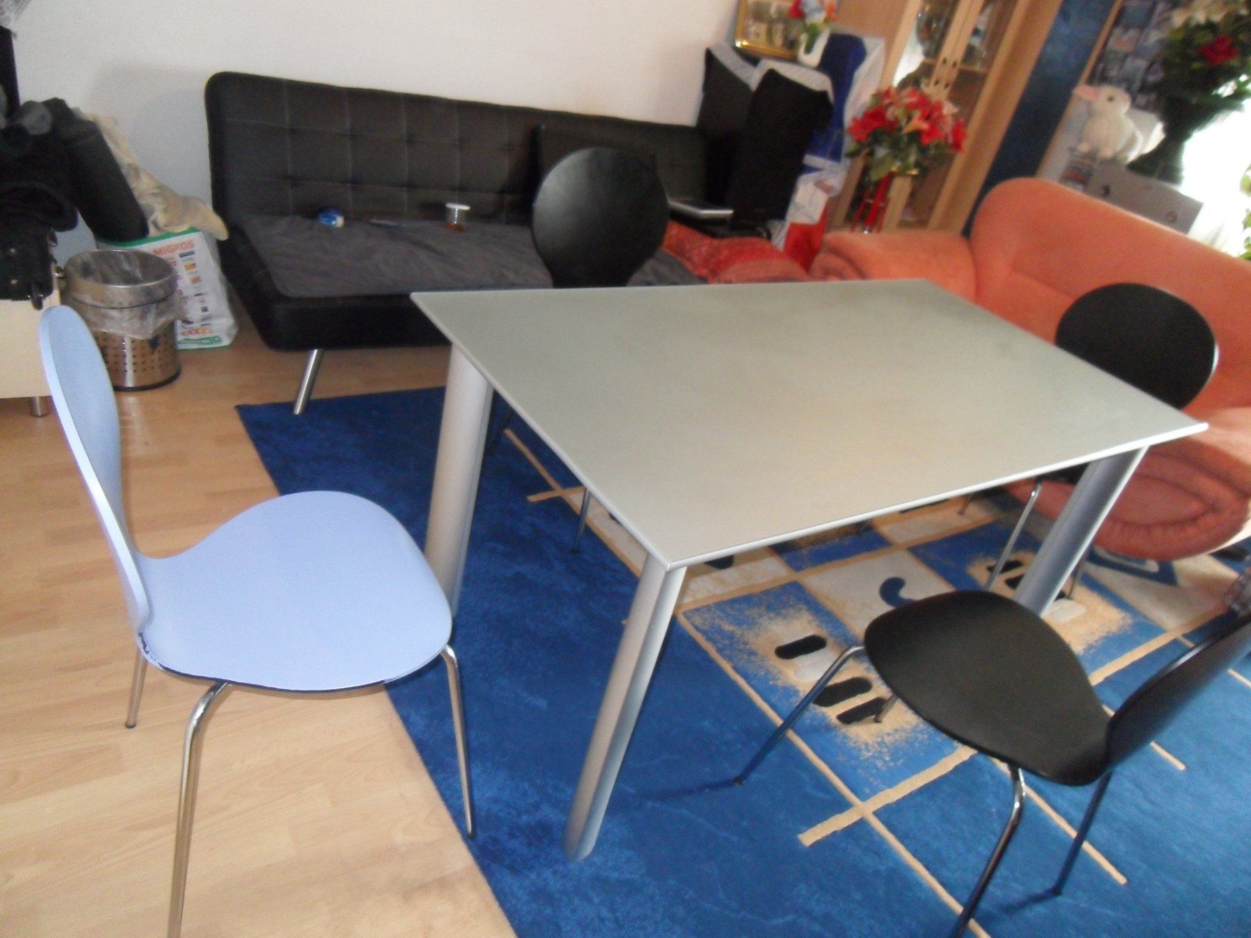 Tische: Tisch  150+80.cm/6stahl glas silfer methl – Gebraucht aus Zuchwil von t.rachel 1