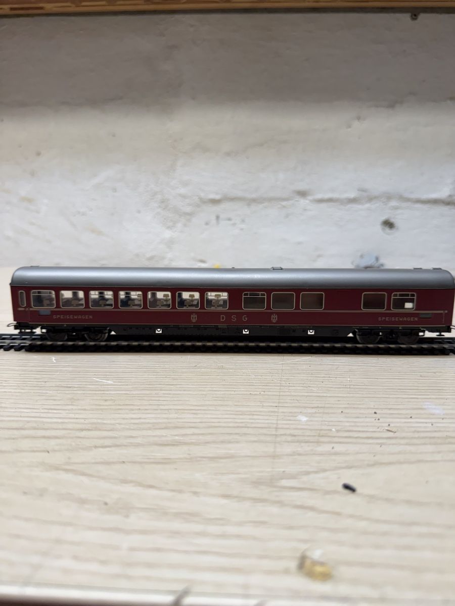 Modellini di ferrovie: Spesewagen DSG Spur HO – Usato da Herzogenbuchsee venduto da ioa_zcm6