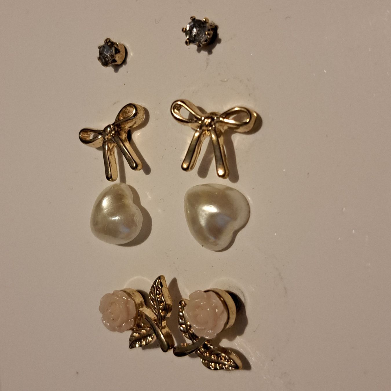 H&M Orecchini pendenti & Orecchini a lobo: Ohrringe Set Ohrstecker  – Nuovo e nell'imballaggio originale da Zürich venduto da dph_r9t2 5