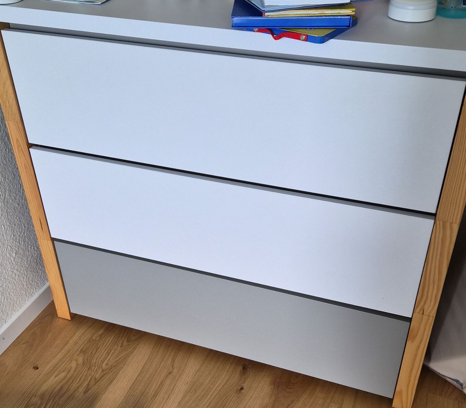 Commodes: Kids safe Commode - Bisal inital price 460 -Good condition – D'occasion à Maur par Sofi___
