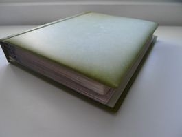 Ordner mit Briefen Schweiz und Ausland mit 84 Bildern
