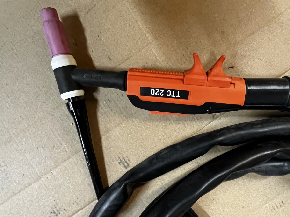 Kemppi Löten & Schweissen: KEMPPI TTC 220 WIG Brenner Neuwertig – Neu (gemäss Beschreibung) aus Niedergösgen von fuhrer111