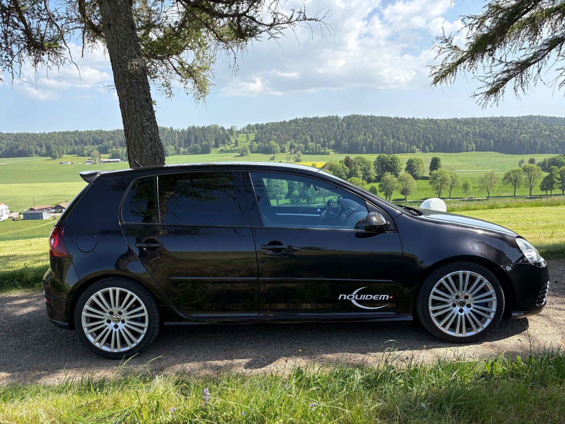 VW Automobili: Golf 5 r32 Novidem – Usato da Lajoux JU venduto da EmGo32 4