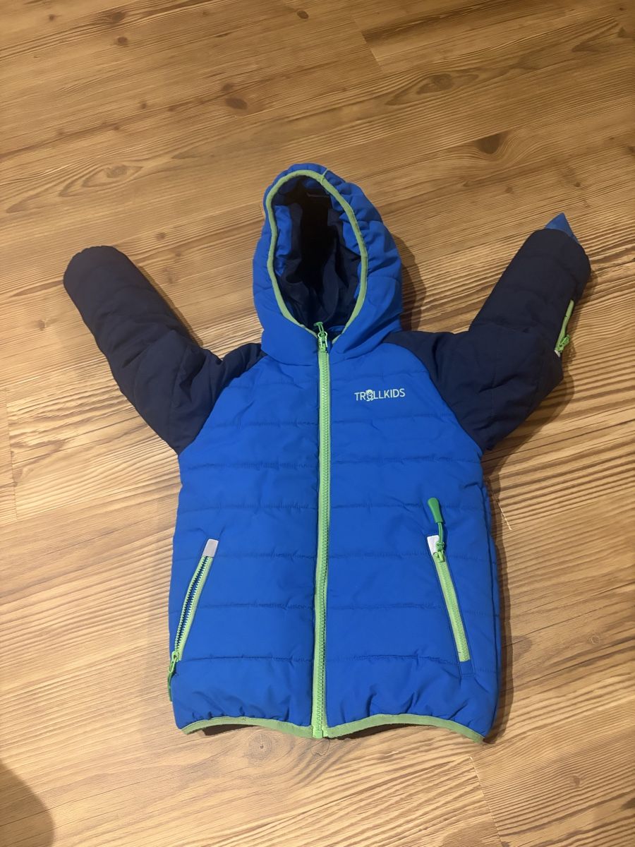 Trollkids Giacche & Cappotti: Trollkids Winterjacke Gr.116 – Usato da Vilters venduto da 5111984