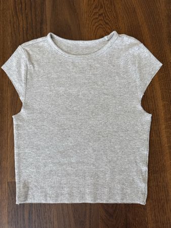 Mädchen Graues Ripp-Shirt Gr.XS Sommer-Top