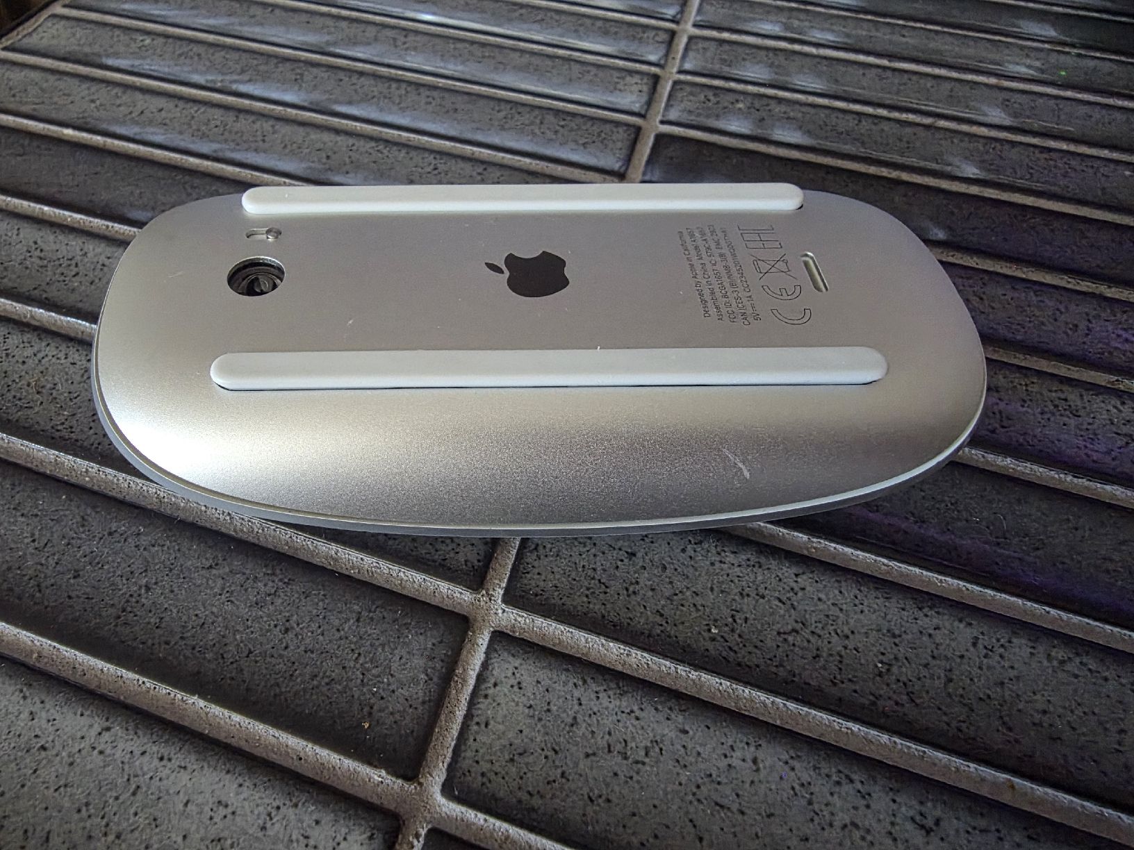 Apple Maus: Apple Magic Mouse gen 2 – Gebraucht aus Biberist von Volo28 3