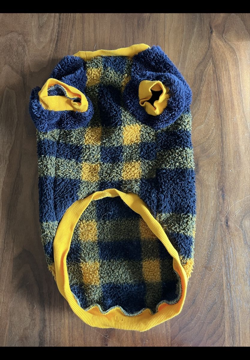 Abbigliamento: Hundepullover Charlie's Backyard, Grösse XL – Usato da Frauenfeld venduto da London21 1