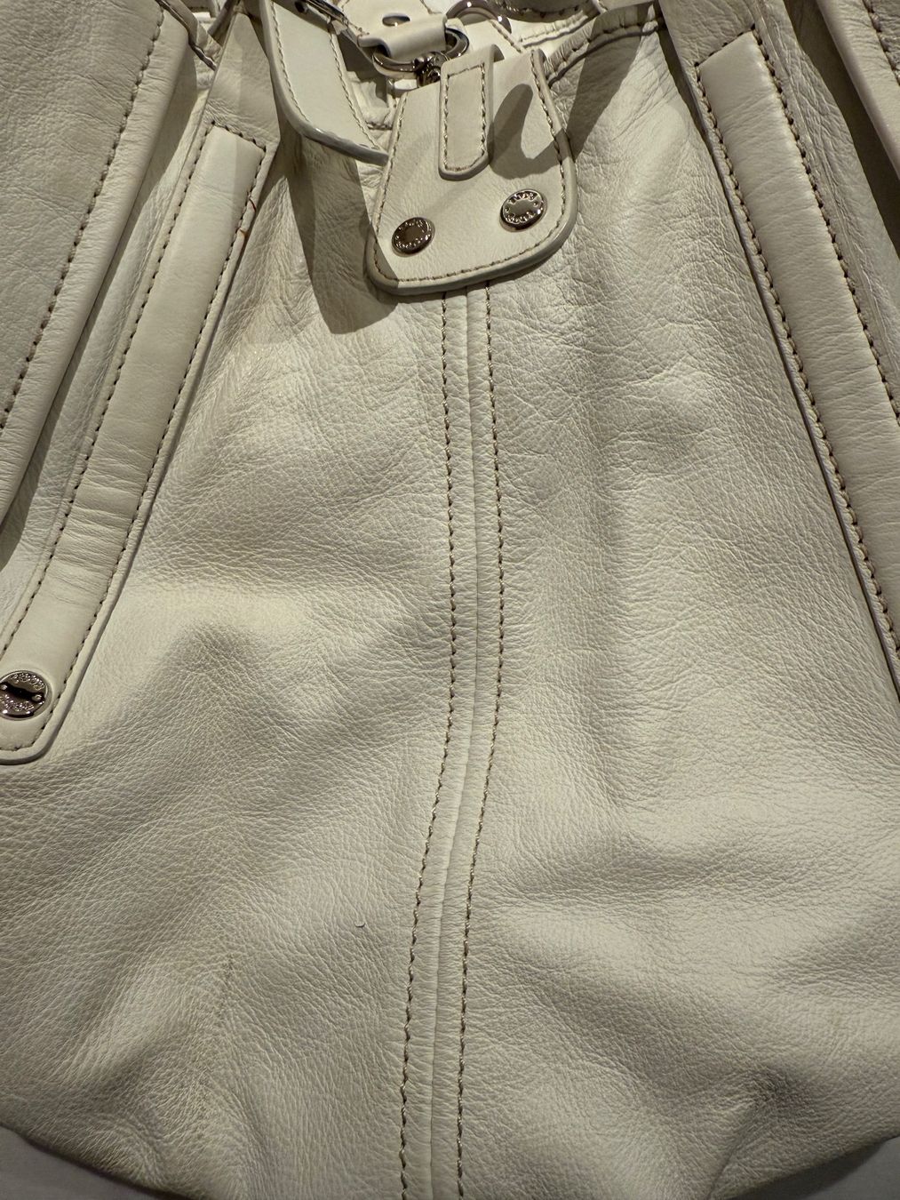 Tod'S Taschen für Damen: Tods Tasche Beutel Leder weiss – Gebraucht aus Richterswil von KAYLEIGH_77 9