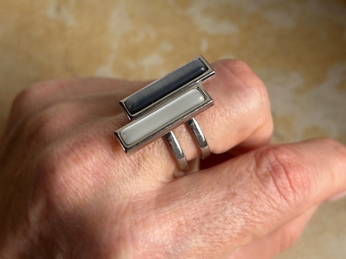 Ringe: Ring grau-weiss (Grösse 54) – Gebraucht aus Laufen von Bellebellezza 2