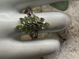 Silberring mit Peridots und Saphiren, Gr.55.5