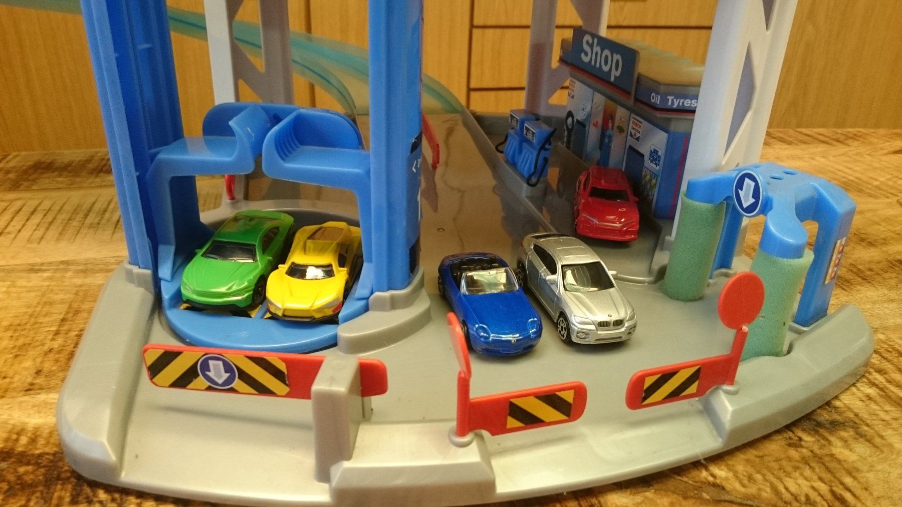 Spielzeuge: Parkhaus / Garage – Gebraucht aus Wiler b.Utzenstorf von Hallucino6 9