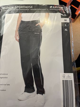Lotto Damen Sporthose schwarz neu in Originalverpackung