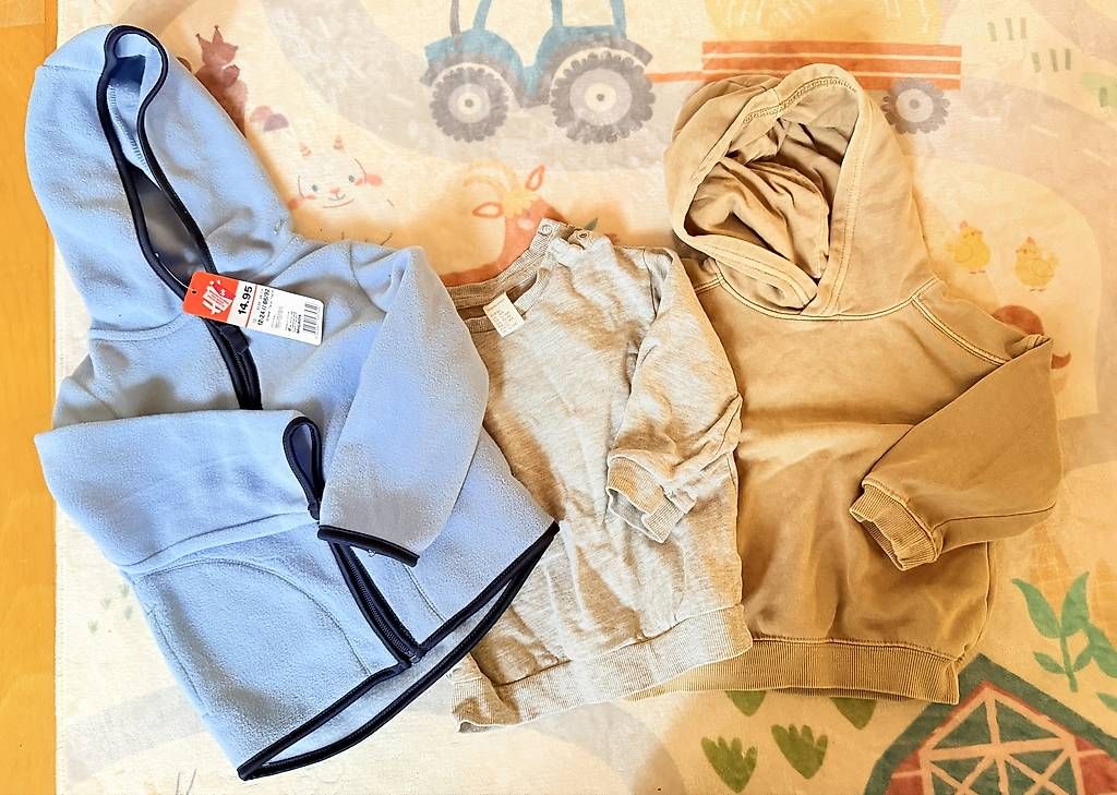Lotti & Set di vestiti: Babykleider Gr. 86 – Usato da Lätti venduto da Cerui 2
