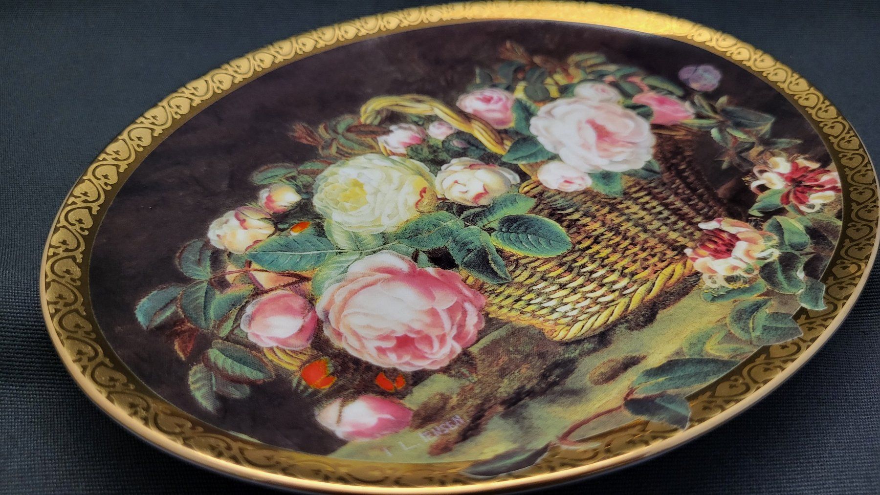 Teller: Sammel-Teller mit Blumenkorb GRANDE KOPENHAGEN – Gebraucht aus Basel von spinne02 1