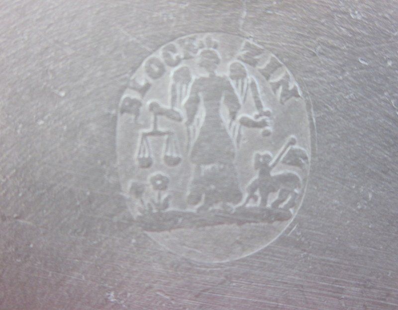 Caraffe: Alter Zinnkrug mit Deckel, gepunzt – Usato da Bischofszell venduto da raika 7