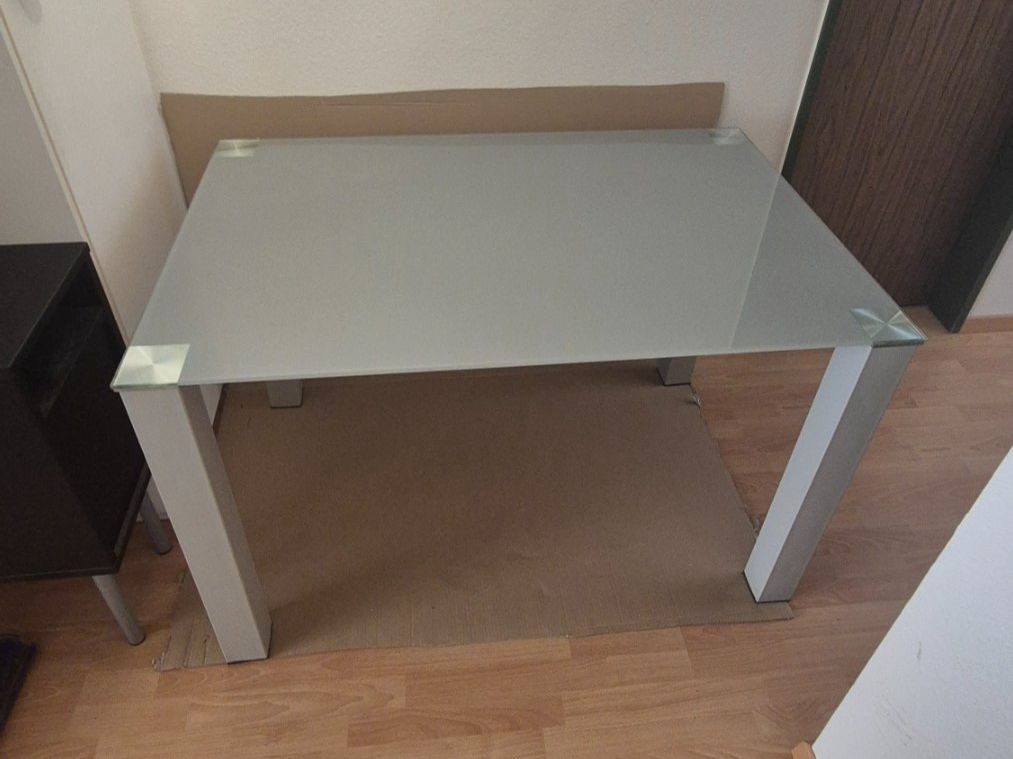 Tables: Glastisch Grau – D'occasion à Hünenberg par Rookie200 7