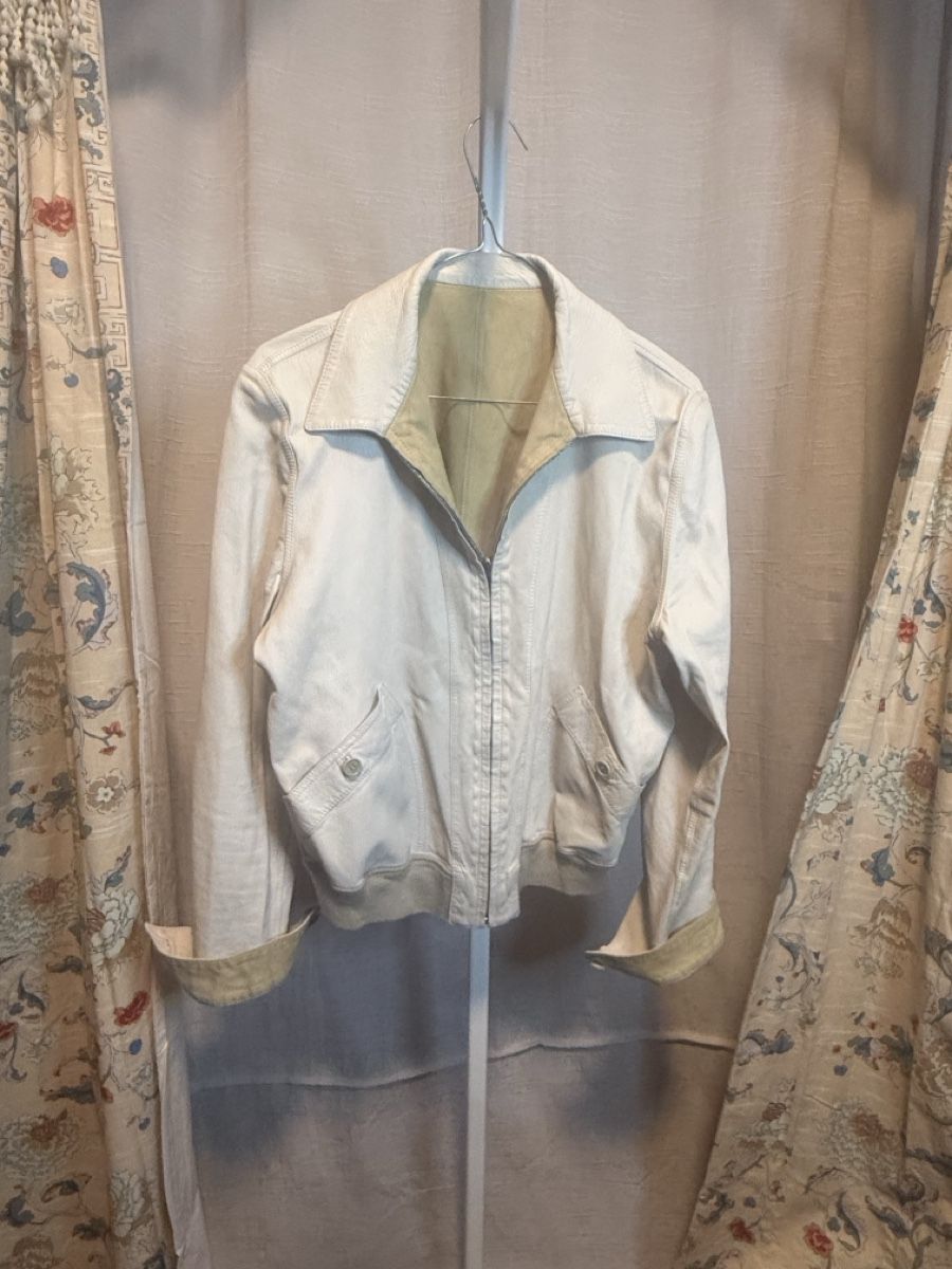 Bally Giacche: Reversible Bally jacket beige white used condition – Usato da Montreux venduto da MYstiq_boutiq11