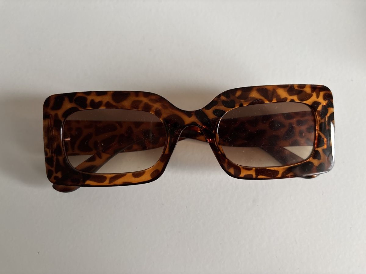 Occhiali & Lenti: Sonnenbrille Leopardenmuster – Nuovo (secondo la descrizione) da Fislisbach venduto da secondhandF