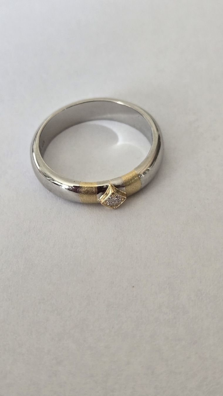 Bagues: Platin/Gold Brillantring, Gr.55 – D'occasion à Uzwil par BrokiFloh