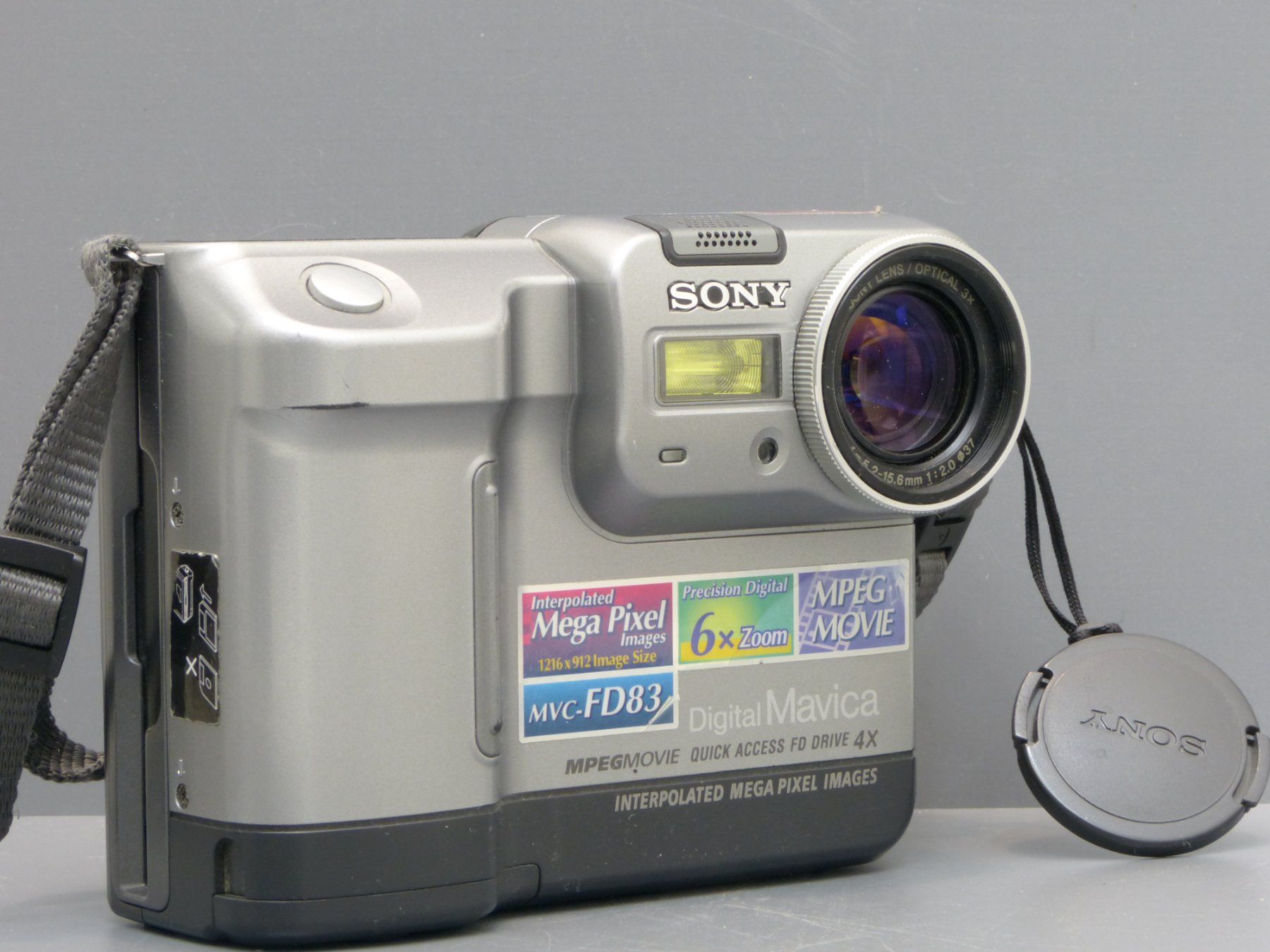 Sony Camcorder: Sony Digital Mavica / Digital Still Camera MVC-FD83 – Gebraucht aus Rheineck von