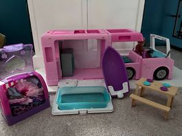 Camping car de rêve Barbie 3 en 1 et accessoires