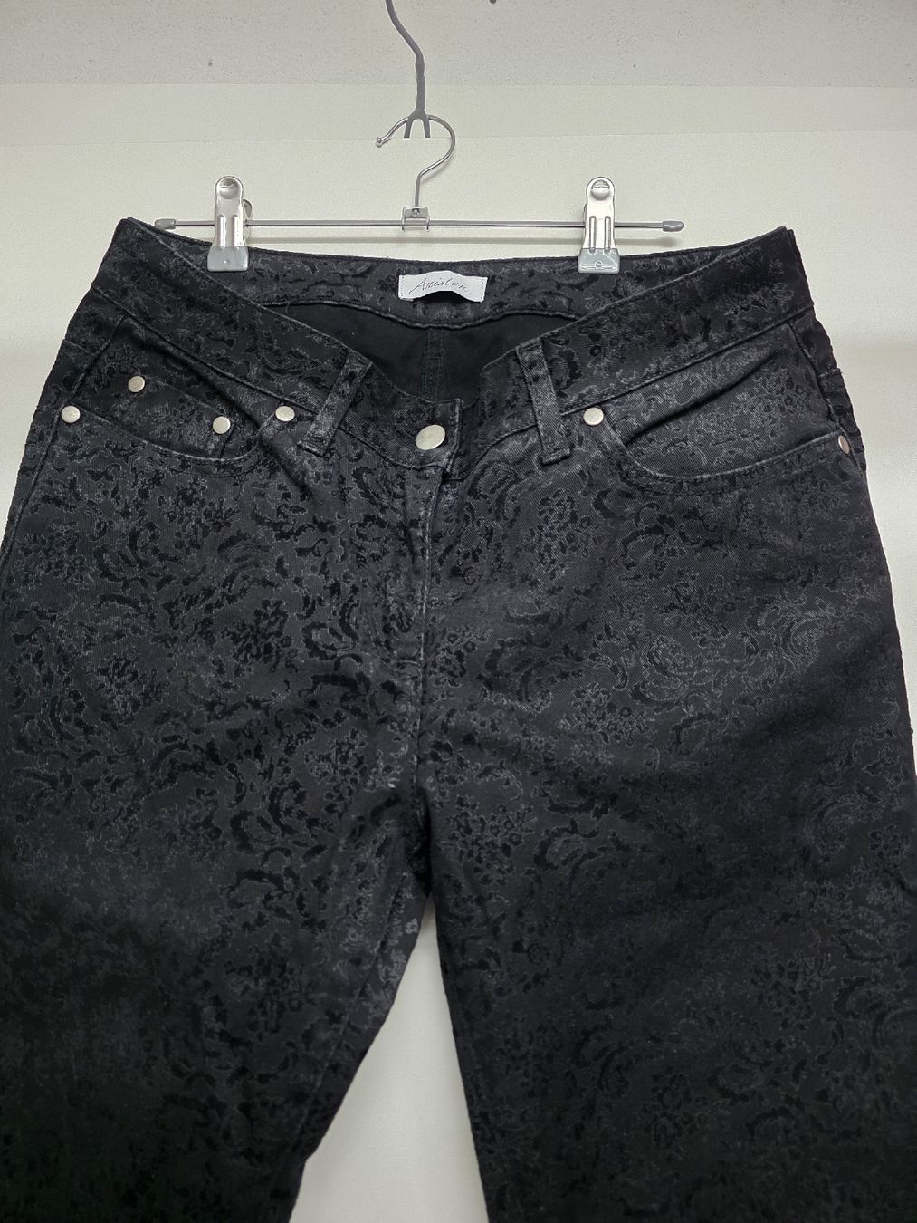 Pantaloni: Aniston Hose, Damenhose, Gr. 38, Schwarz, gothic – Usato da Oberwangen b. Bern venduto da minalie