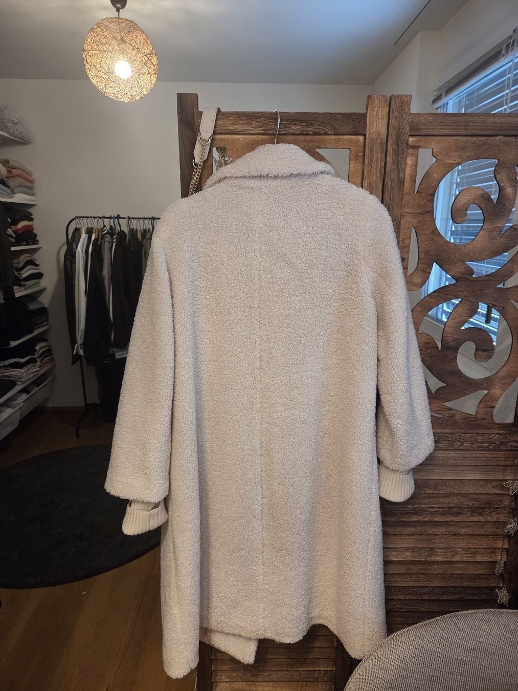 Cappotti: Super warmer Teddy Mantel Gr. 40 creme/champagner – Usato da Dürrenäsch venduto da Fonsi_12 4