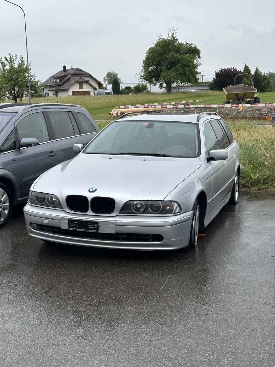 BMW Automobili: Bmw 530d – Difettoso da Schaffhausen venduto da ted_y6kr 2