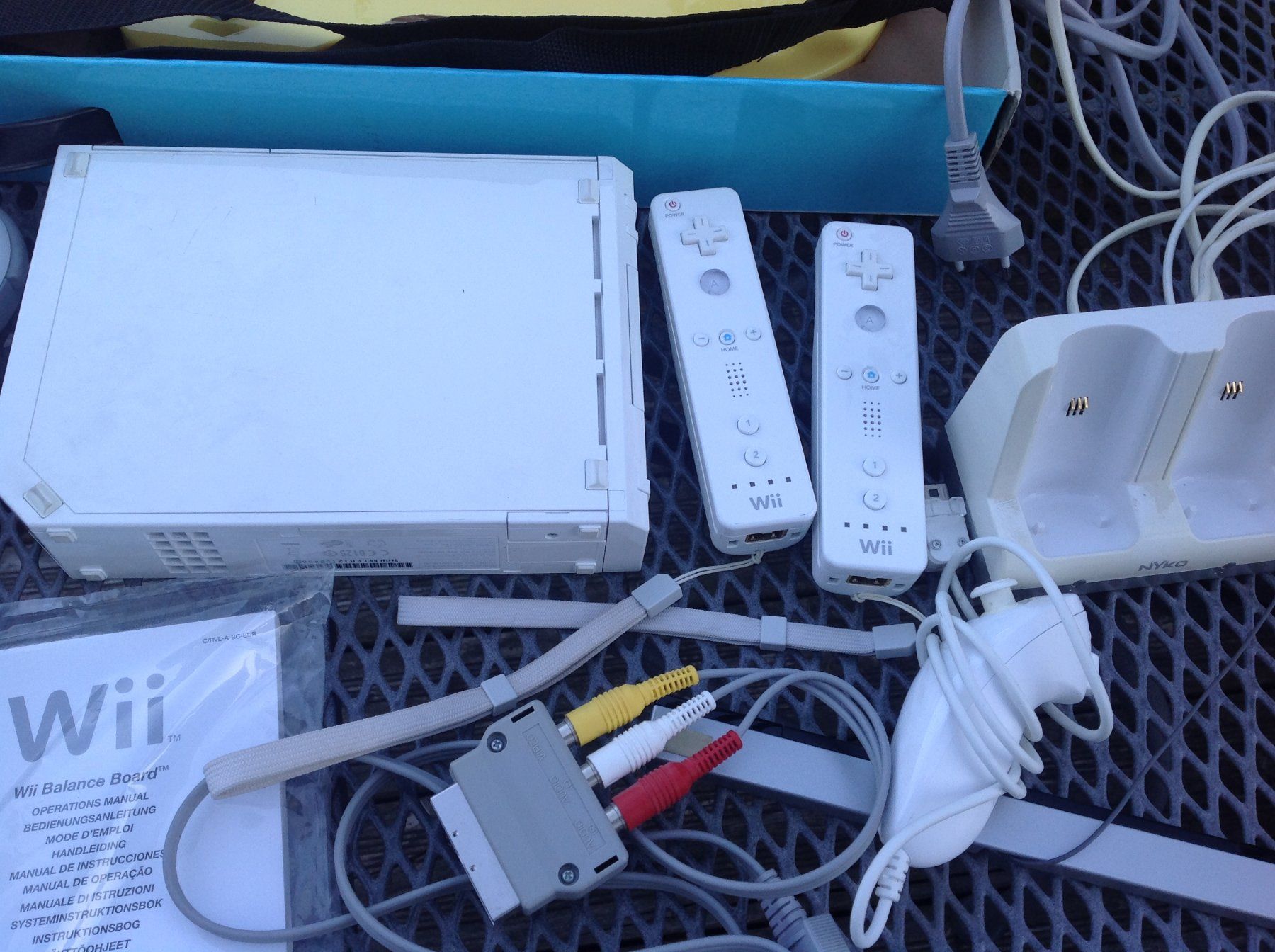 Nintendo Konsolen: game - nintendo console Wii – Gebraucht aus Vuiteboeuf von broticaire 1