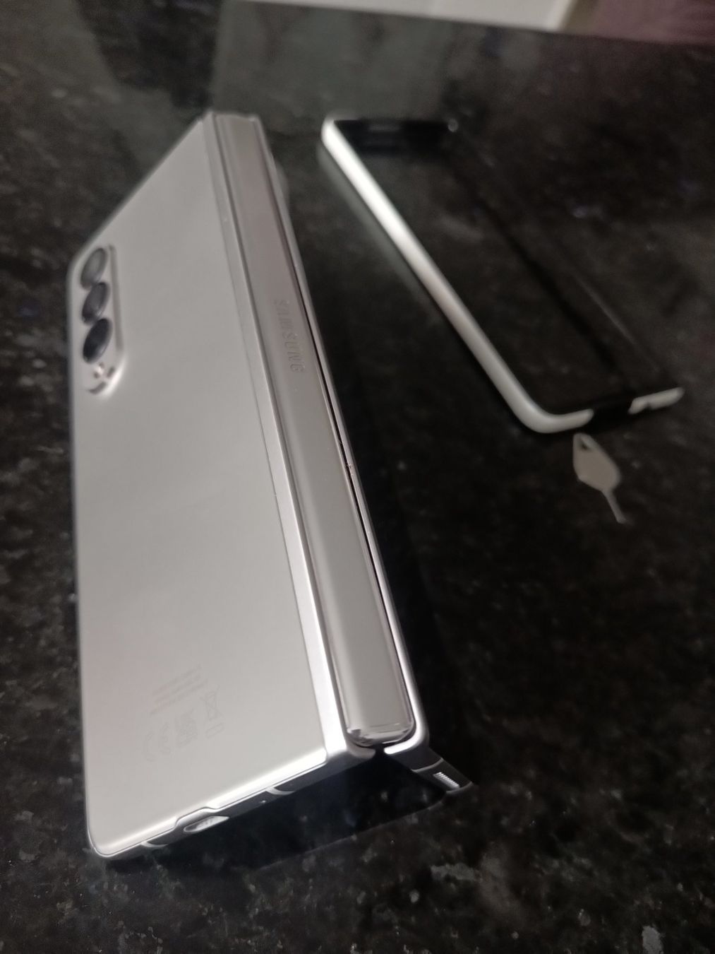Samsung Portables: Samsung fold 512GB silberedition – D'occasion à Rüti ZH par Aminalejla 6