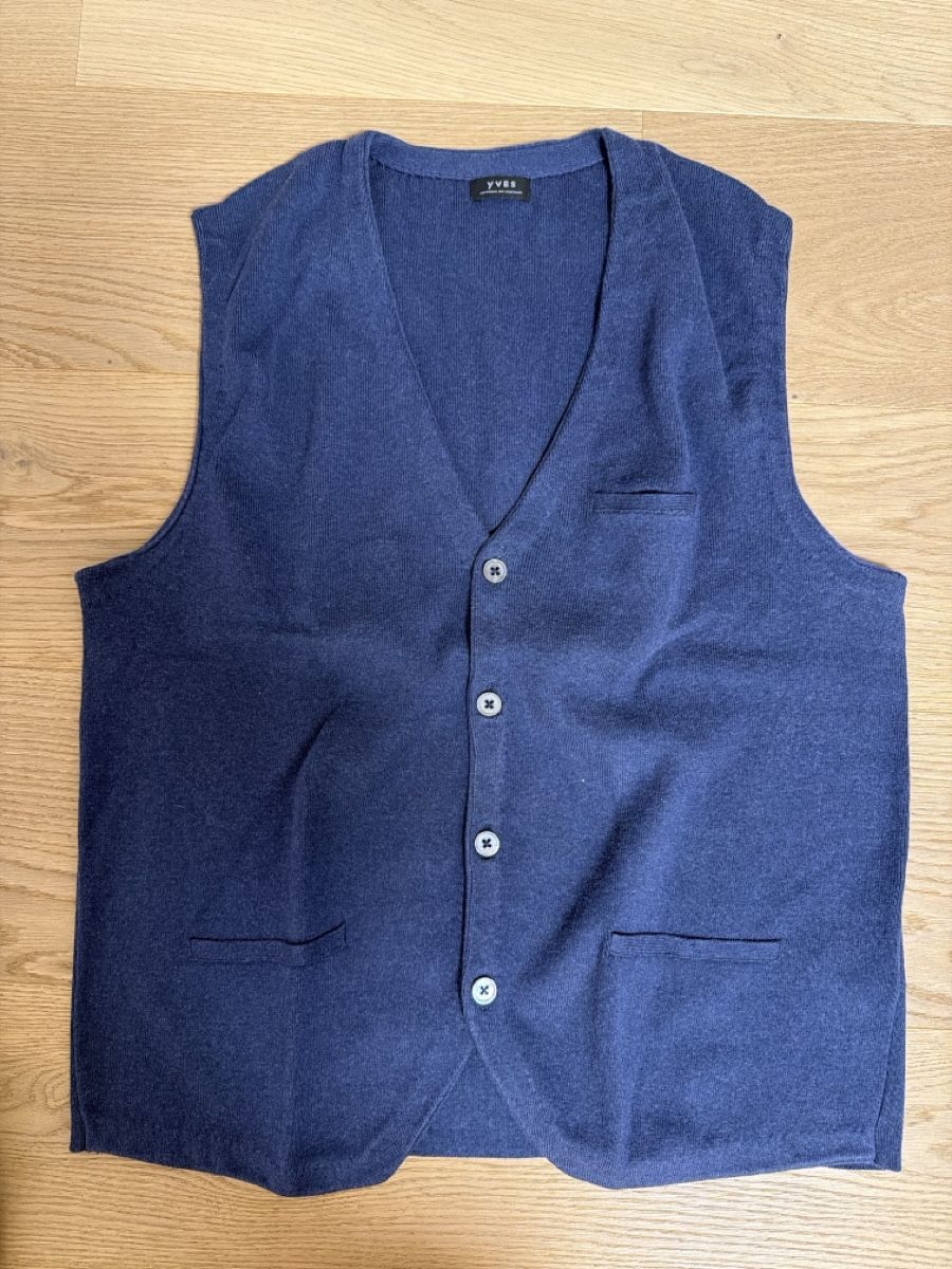 Lotti di vestiti: Herren Weste YVES & Sommerpulli Zara XL – Usato da Ennetbaden venduto da Katiusia 3