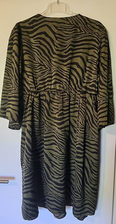 Vestiti: Robe de grossesse et d’allaitement Mamalicious – Usato da Penthalaz venduto da Cortis 1