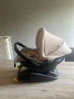 Babyschale mit 3 Isofix Stationen, unfallfrei