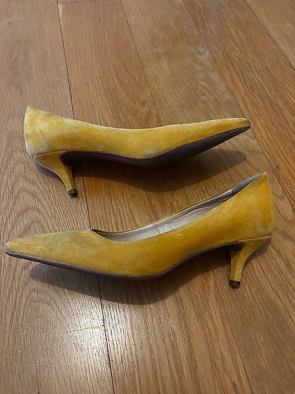 Damenschuhe: Gelbe Tamaris Pumps Gr. 40 – Gebraucht aus Luzern von ele_p2nt
