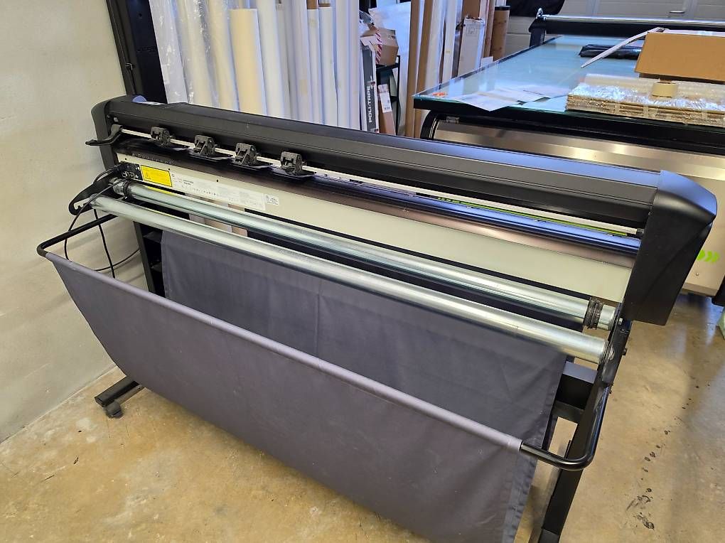 Hewlett Packard Drucker: Plotter de découpe HP Latex 54  année 2023  2'500.- – Gebraucht aus Sullens von ste_vvv8