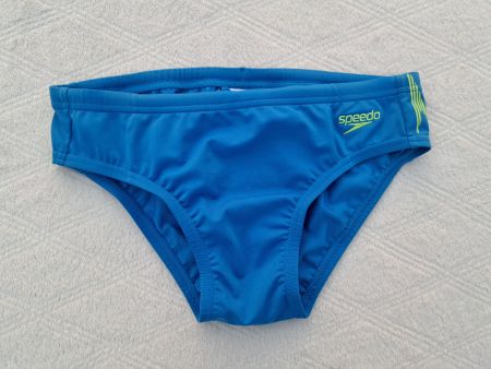 Neue Speedo Badehose Grösse 140