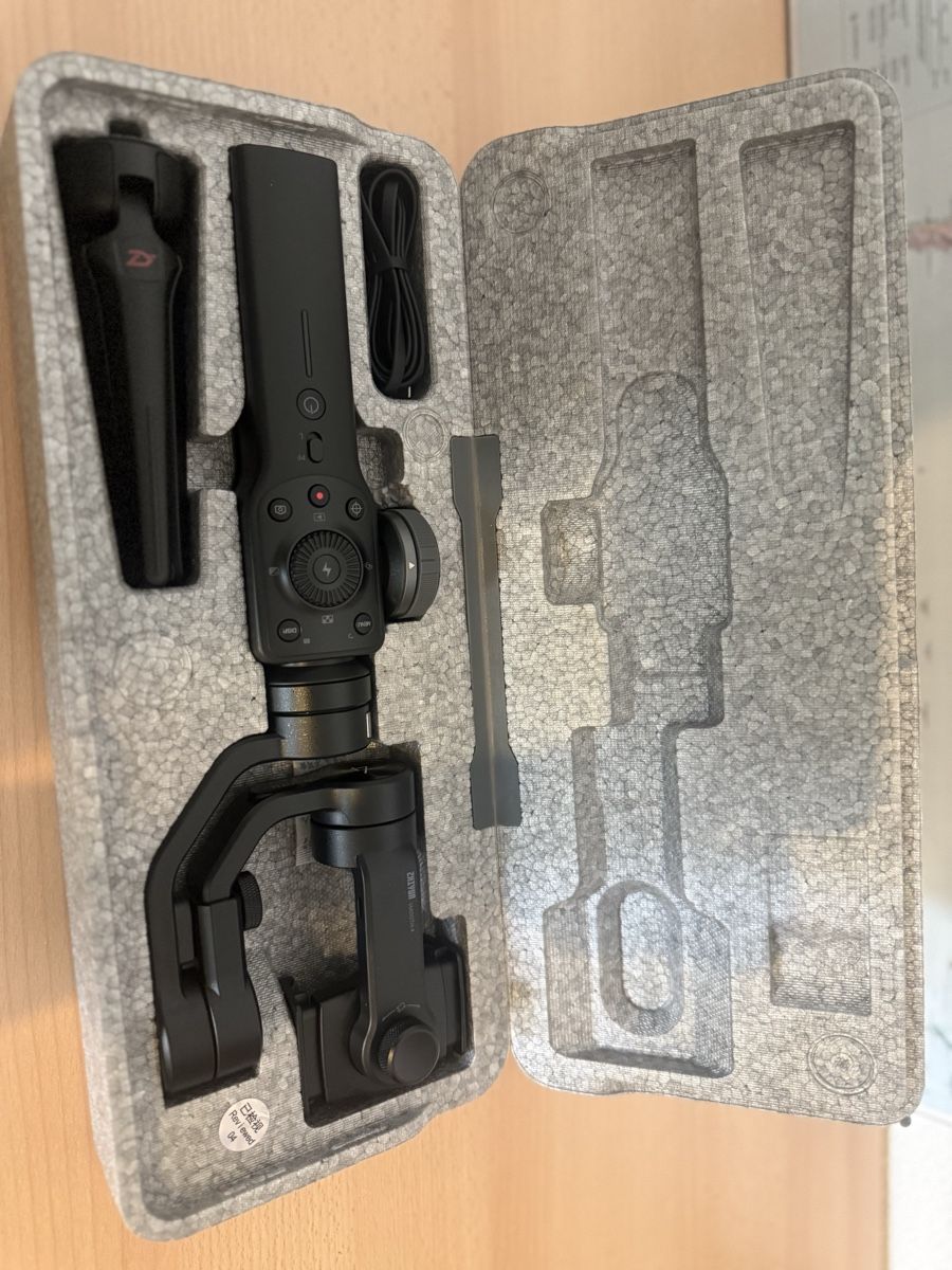Zhiyun Halterungen: Smooth 4  Zhiyun  – Neu (gemäss Beschreibung) aus Kollbrunn von Simone.50 1