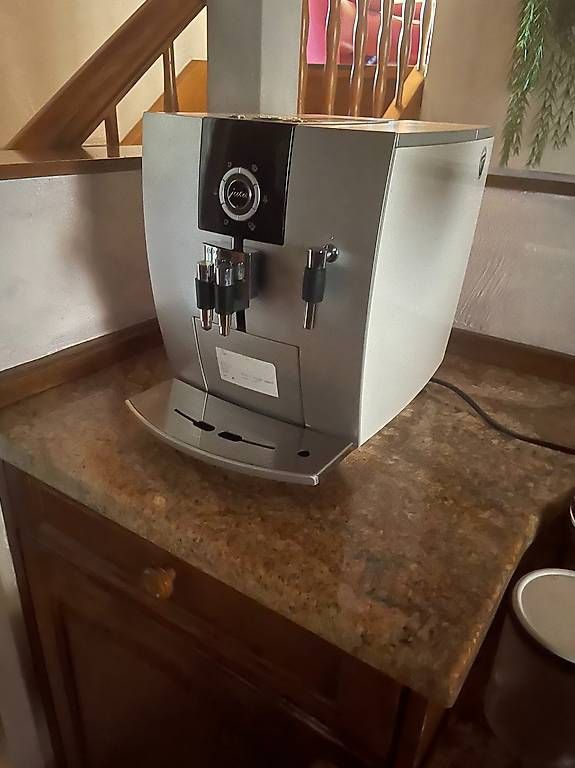 Macchine per caffè & Macchine per espresso: Kaffeemaschine Jura – Usato da Winterthur venduto da Erich48