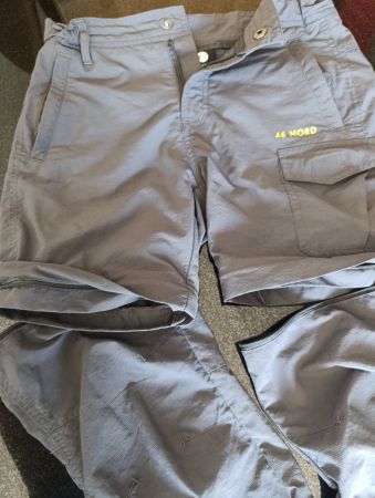 Freizeithose mit Zipp -abnehmbare Beinteile Gr. 140