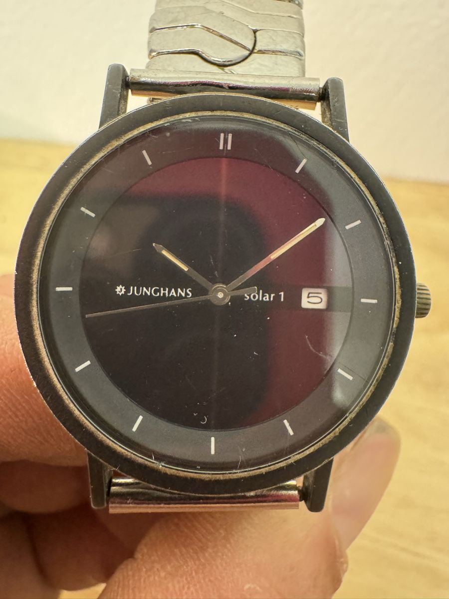 Junghans Orologi: JUNGHANS Solar 1 Quarz-Armbanduhr – Difettoso da Birsfelden venduto da inf_l2yy