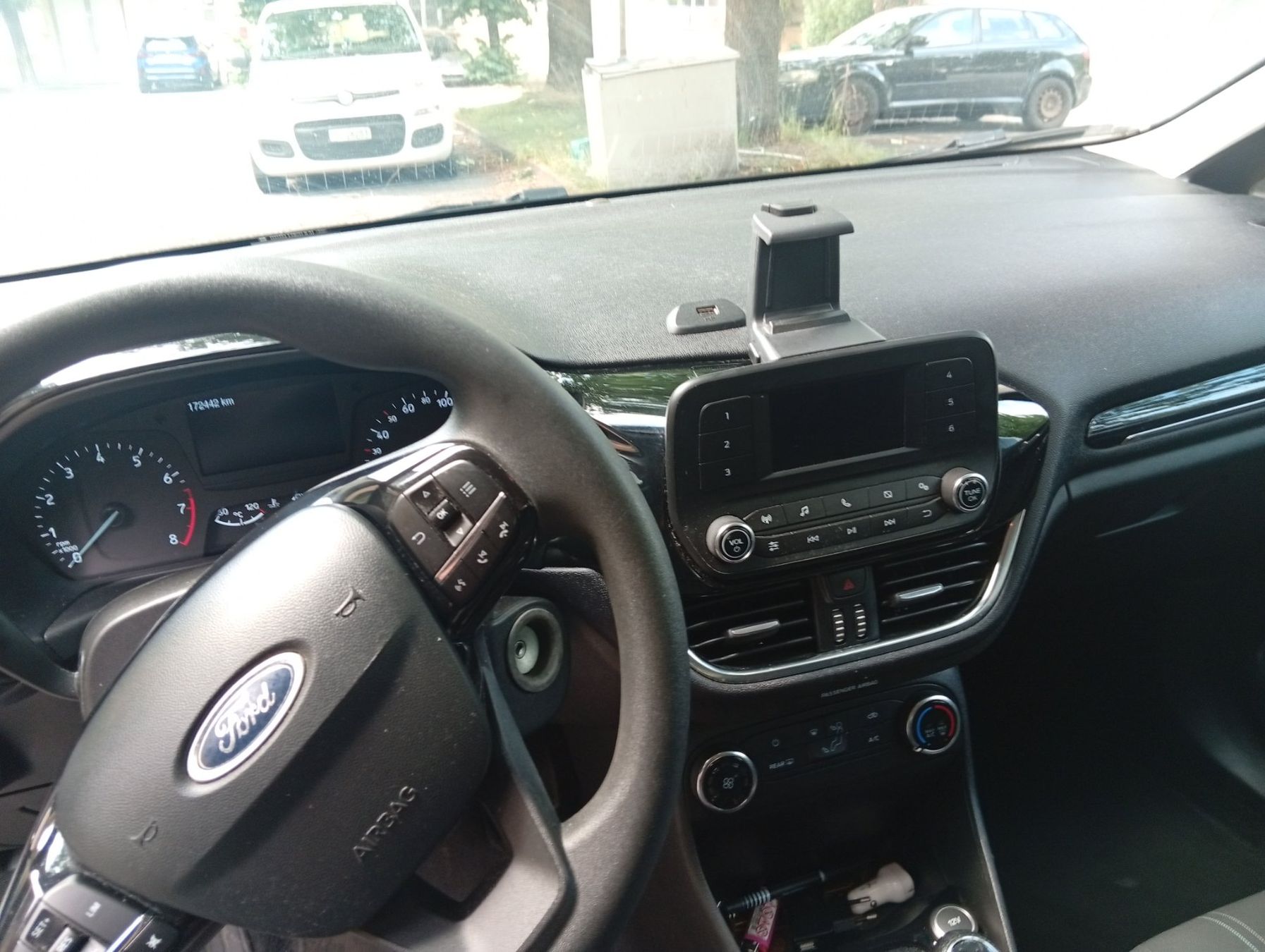 Ford Autos: Ford Fiesta Usata – D'occasion à Giubiasco par cop_dv96 2