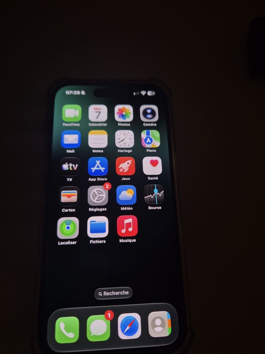 Apple Telefoni cellulari / Smartphones: iphone 16 128 gb  98% – Usato da Genève venduto da chay.1 2