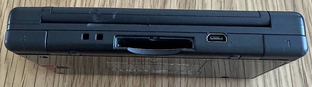 Nintendo Konsolen: Nintendo DS lite schwarz #2 – Gebraucht aus Volketswil von IT-Mac 3