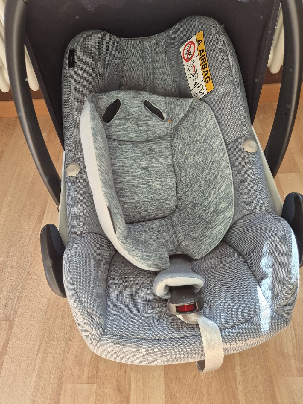Auto-Kindersitze: Maxi-Cosi Babyschale Pebble Plus, Grau  – Gebraucht aus Winterthur von vabit_9 1